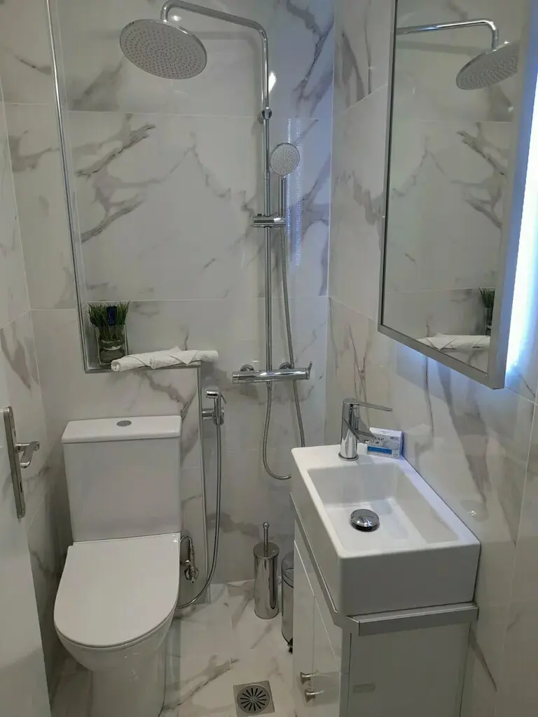 Flat Of 98 M² In Athens