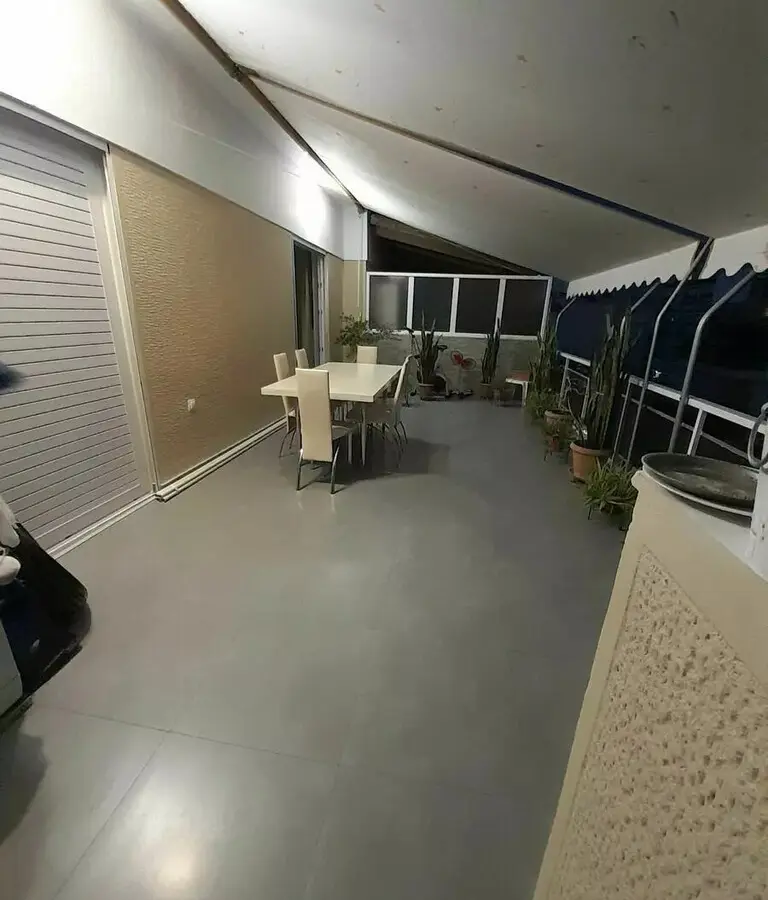 Flat Of 98 M² In Athens
