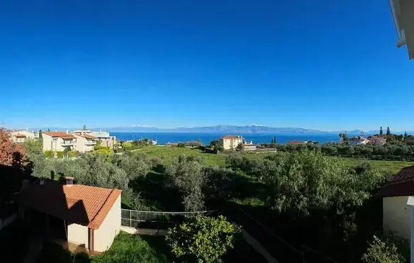 Maisonette Of 198 M² In Peloponnese