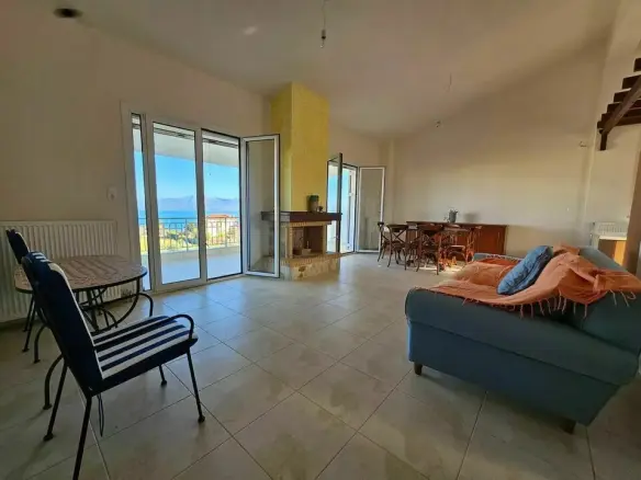Maisonette Of 198 M² In Peloponnese