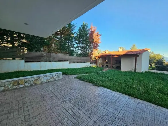 Maisonette Of 198 M² In Peloponnese