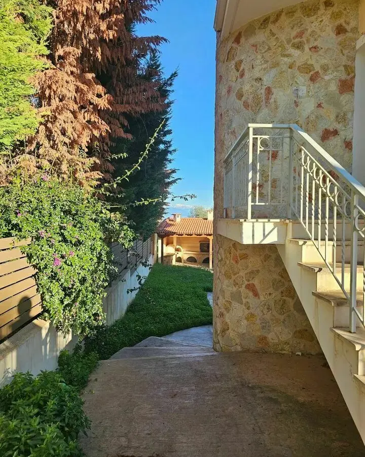 Maisonette Of 198 M² In Peloponnese