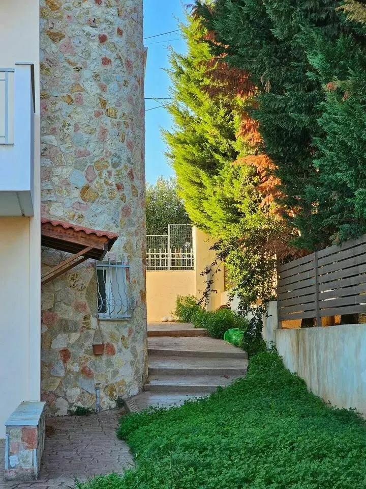 Maisonette Of 198 M² In Peloponnese