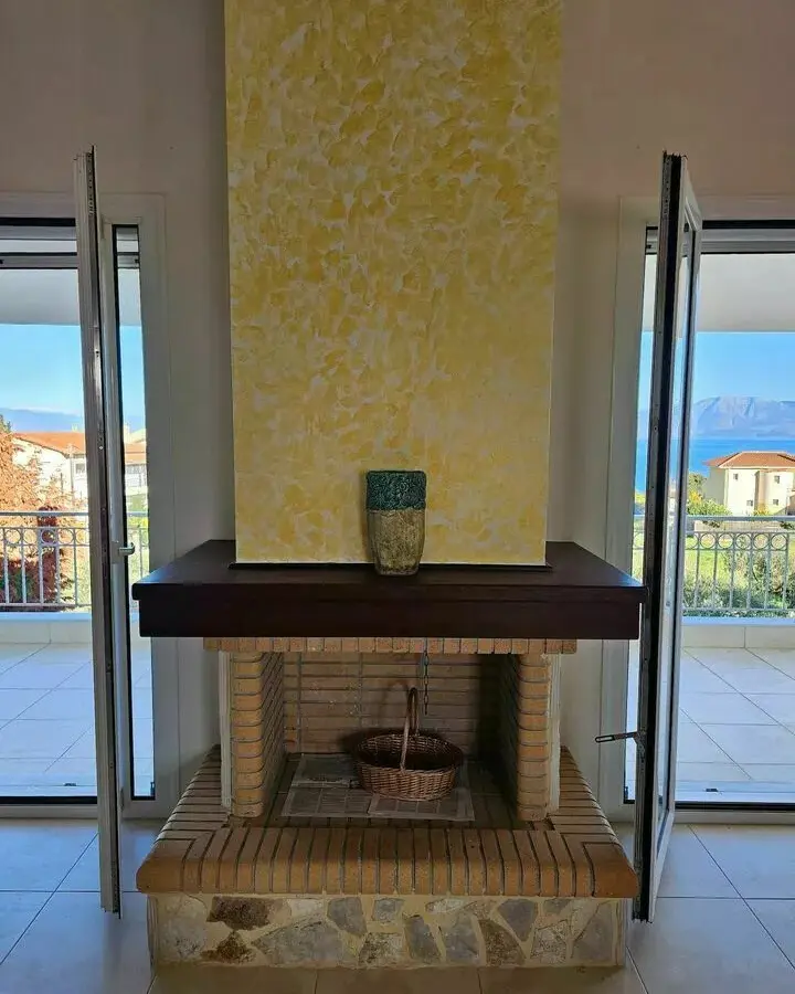 Maisonette Of 198 M² In Peloponnese