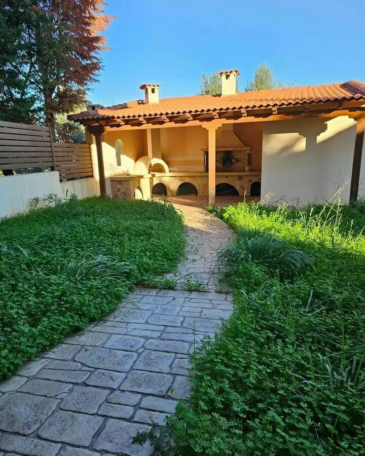 Maisonette Of 198 M² In Peloponnese