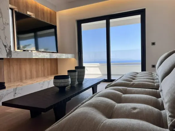 Maisonette Of 145 M² In Athens