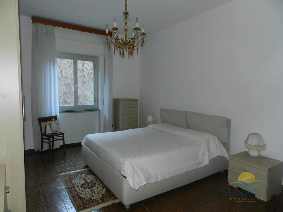 SR108-12 Apartment Of 0 M² With Private Garden In Valbrevenna
