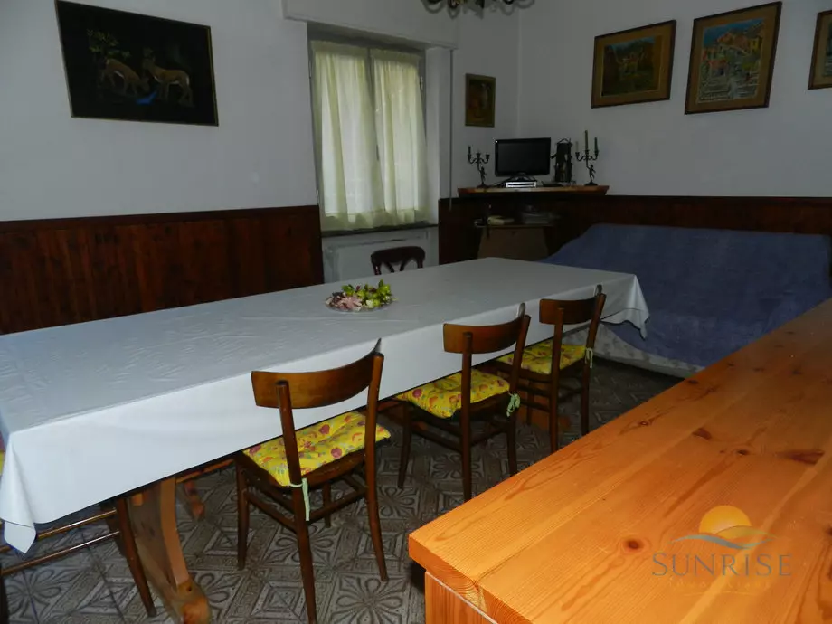 SR108-22 Apartment Of 0 M² With Private Garden In Valbrevenna