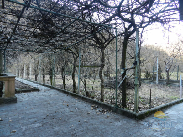 Apartment Of 87 M² With Private Garden In Valbrevenna
