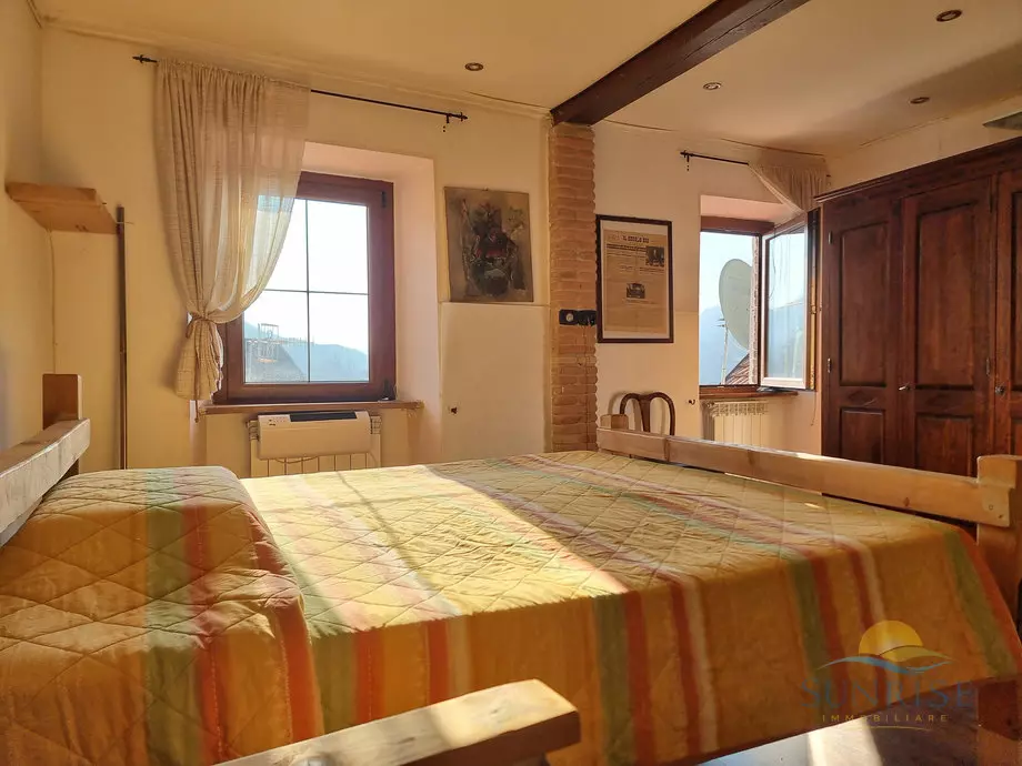 Semidetached House Of 120 M² With Ready To Live In Features In Camarza