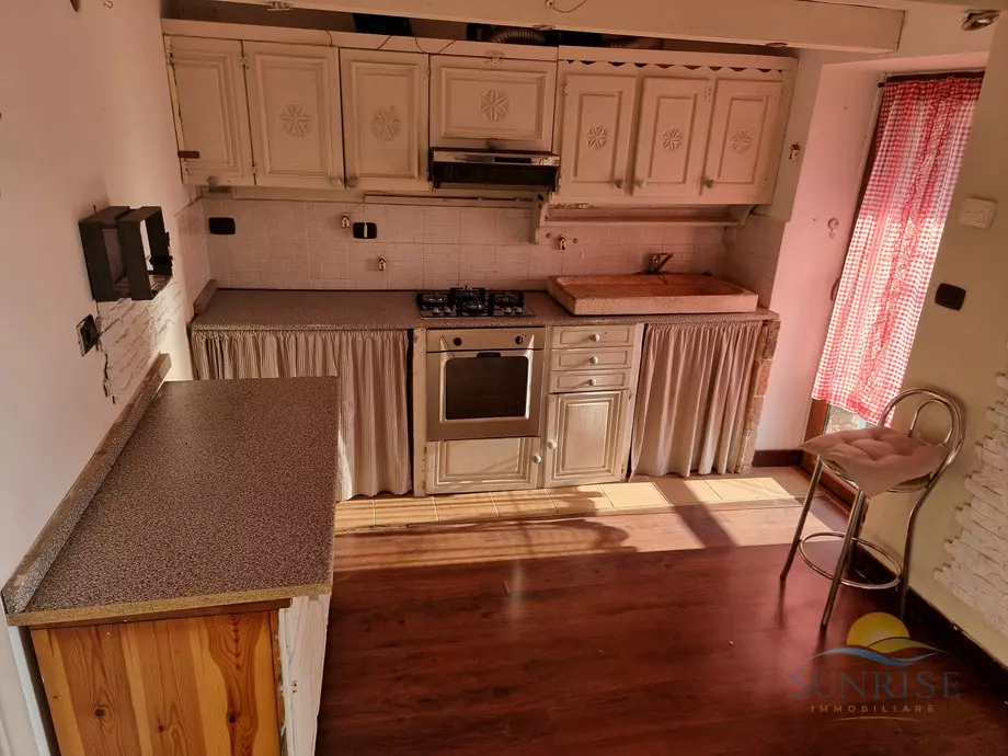 Semidetached House Of 120 M² With Ready To Live In Features In Camarza
