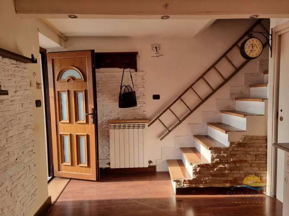 Semidetached House Of 120 M² With Ready To Live In Features In Camarza