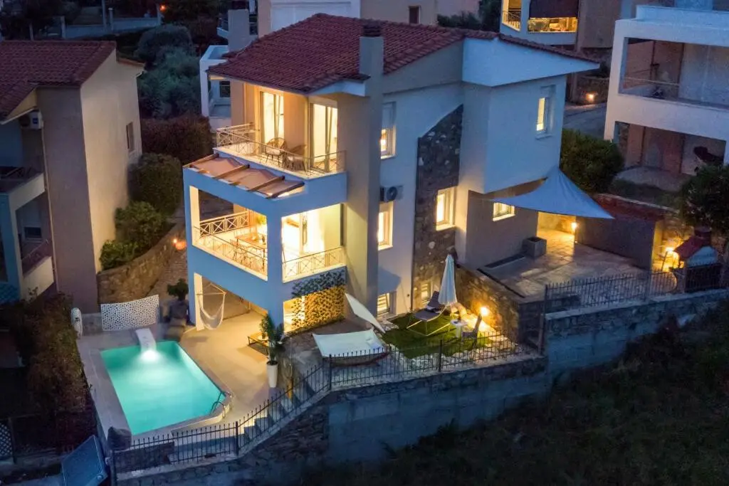 Villa Of 182 M² In Kavala Suburbs