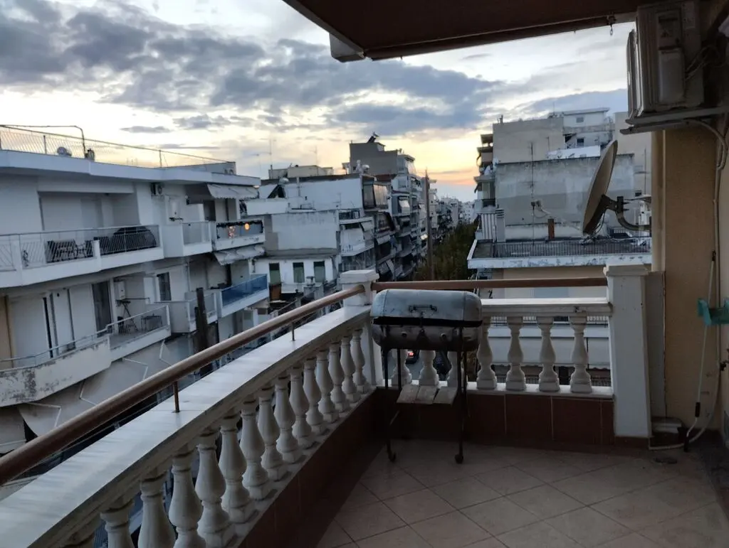Flat Of 90 M² In Thessaloniki