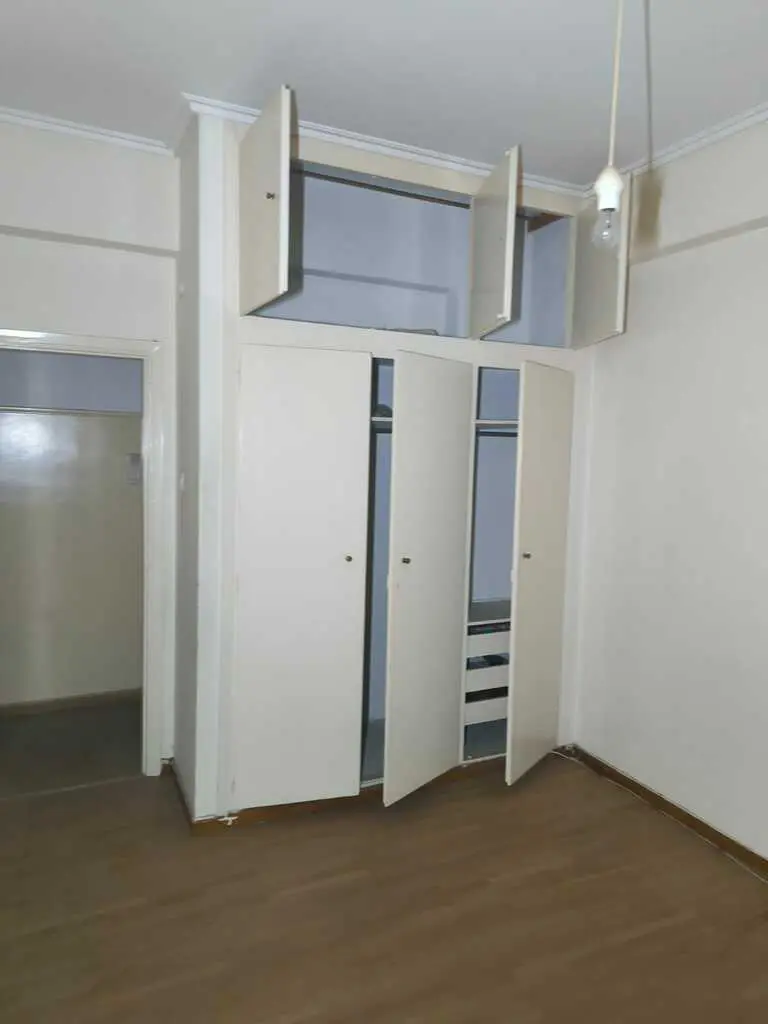 Flat 80 M² In Athens