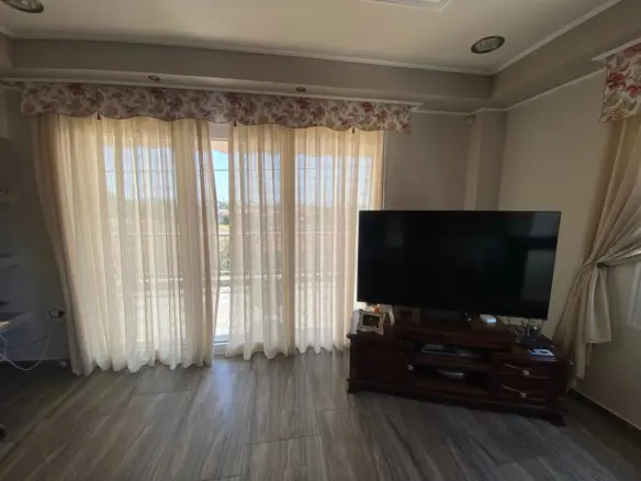 Building Of 500 M² In Kavala Suburbs