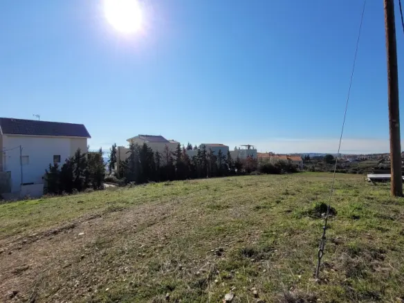 Land Of 3000 M² In The Suburbs Of Thessaloniki