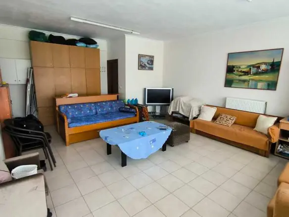Detached House Of 600 M² On The Olympic Coast