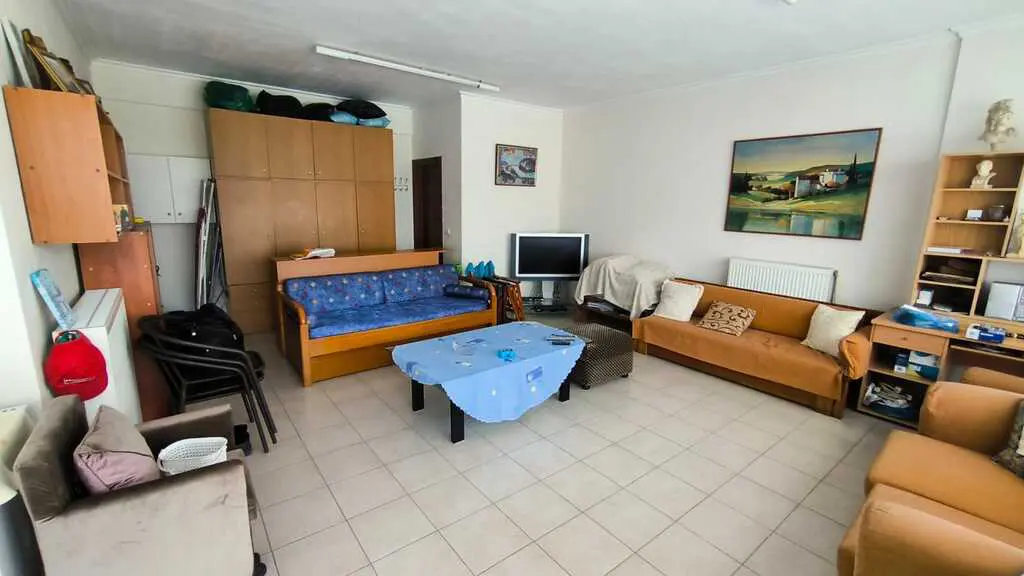 Detached House Of 600 M² On The Olympic Coast