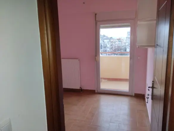 Flat Of 90 M² In Thessaloniki