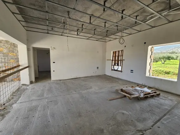 Villa Of 357 M² In Crete