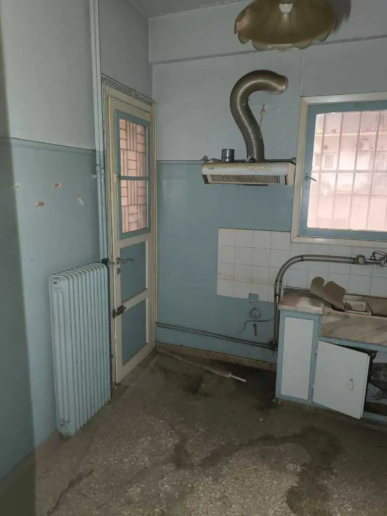Flat 80 M² In Athens