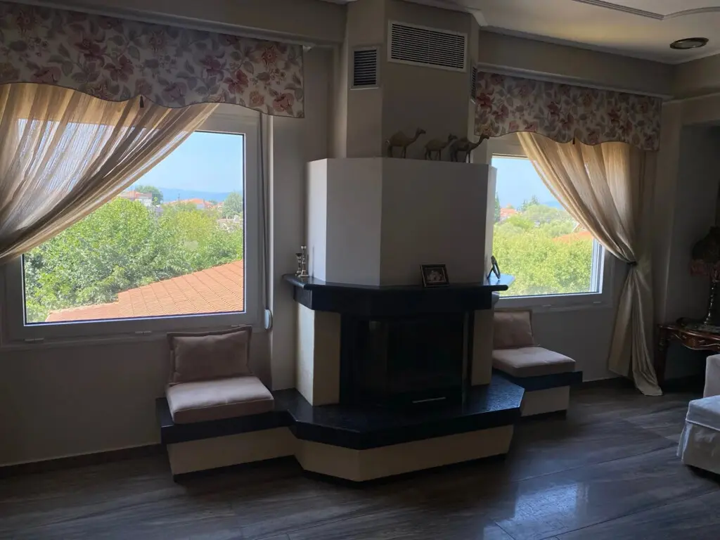 Building Of 500 M² In Kavala Suburbs