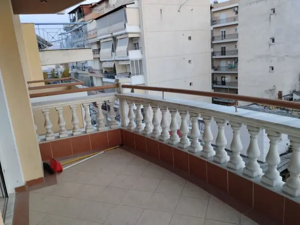 Flat Of 90 M² In Thessaloniki