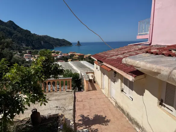 Complex Of 235 M² In Corfu