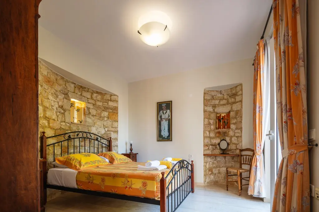 Villa Of 120 M² In Crete