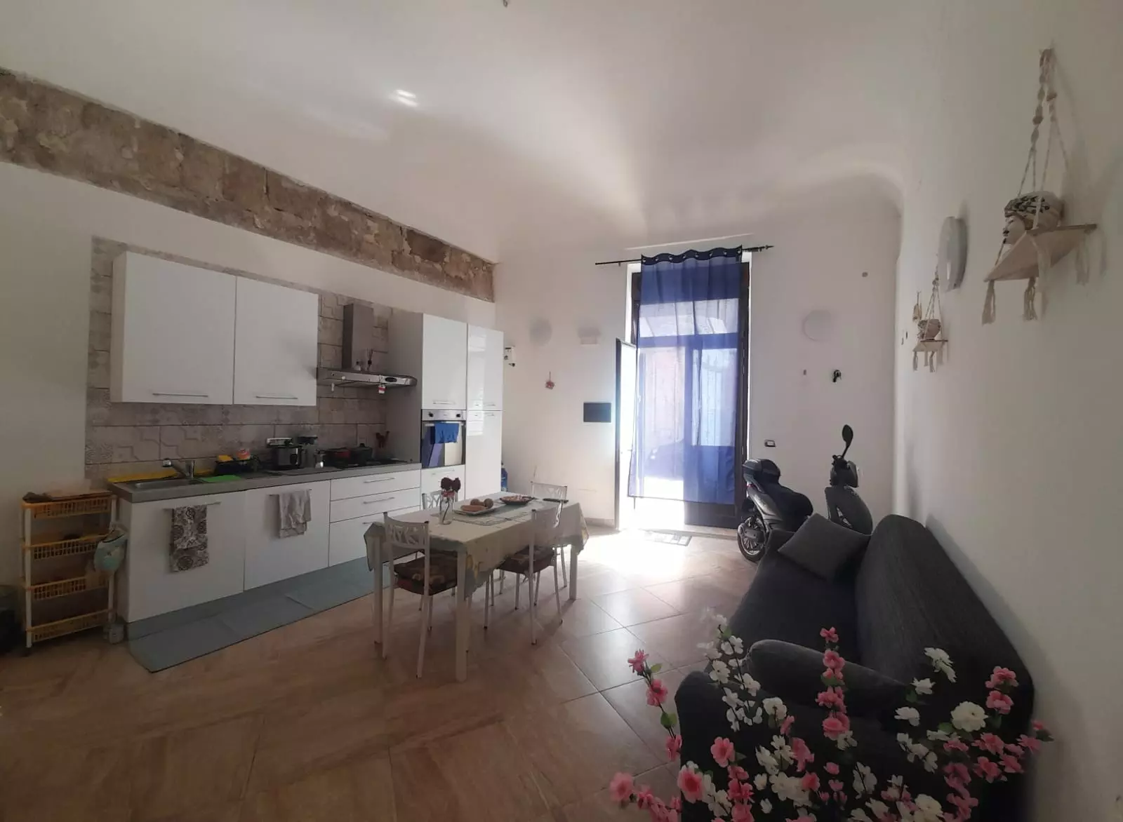 Apartment Of 60 M² With 2 Rooms In Pindaro
