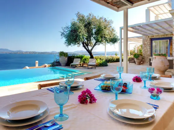 Villa Of 250 M² In Corfu