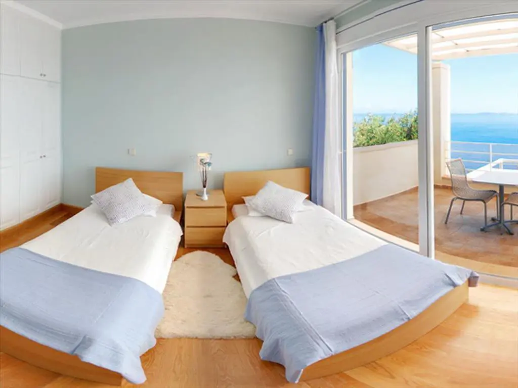 Villa Of 250 M² In Corfu