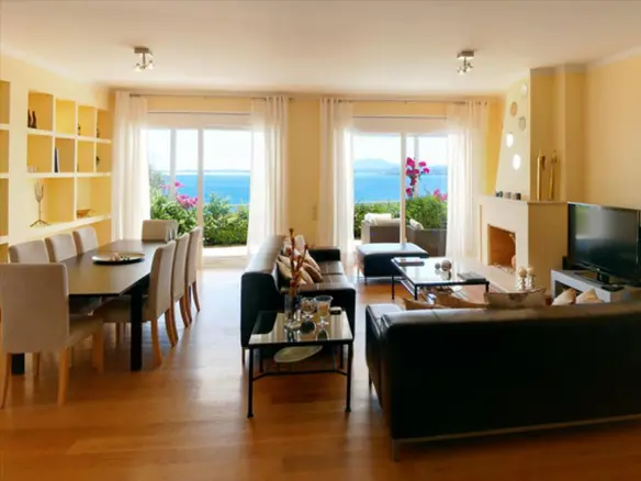 Villa Of 250 M² In Corfu