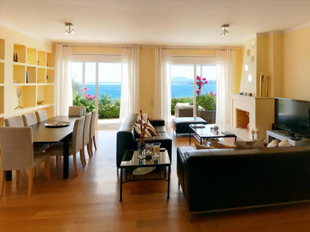 Villa Of 250 M² In Corfu