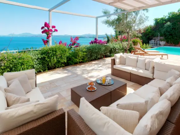 Villa Of 250 M² In Corfu