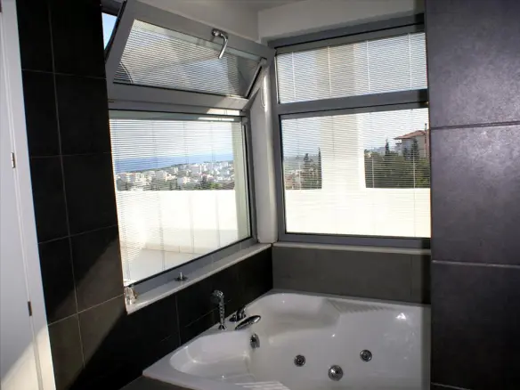 Villa Of 384 M² In Eastern Peloponnese