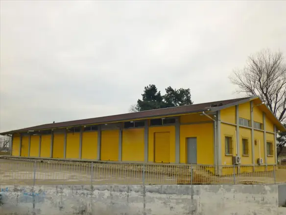 Business Of 600 M² On The Olympic Coast