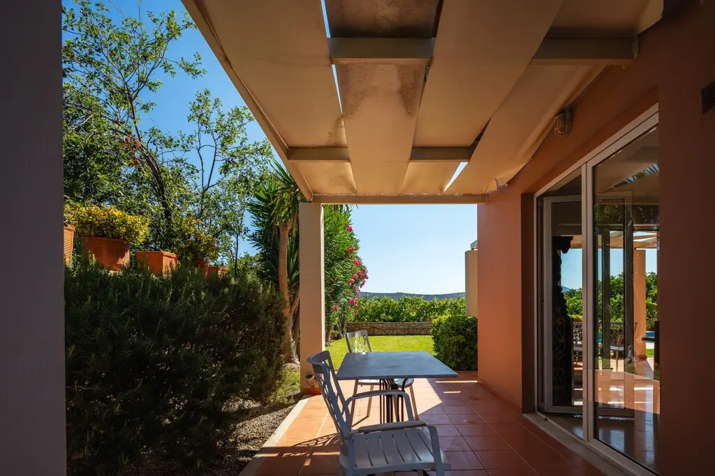 Villa Of 120 M² In Crete