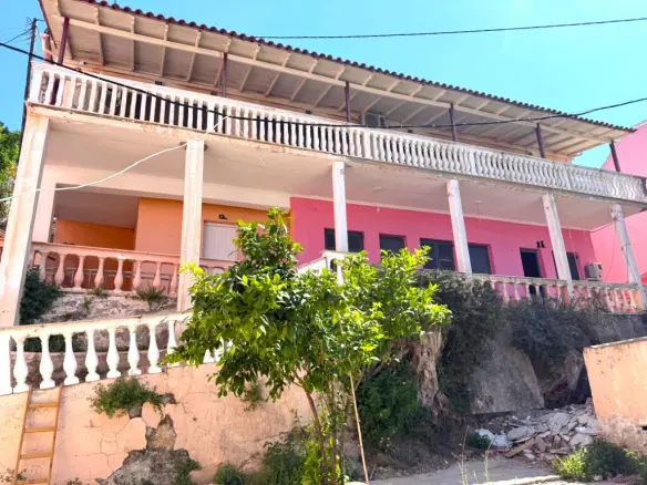 Complex Of 235 M² In Corfu