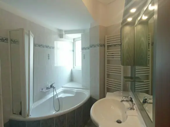 Flat Of 90 M² In Athens