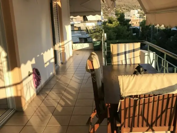 Flat Of 90 M² In Athens