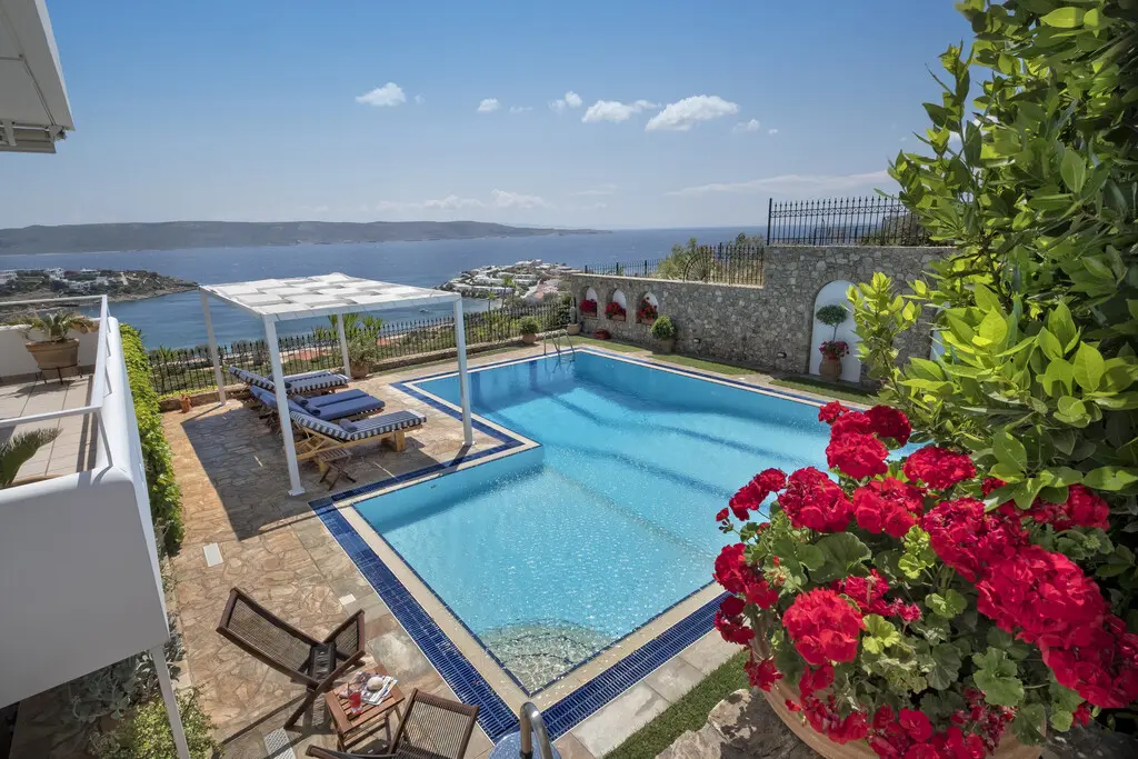 Villa Of 240 M² In Attica