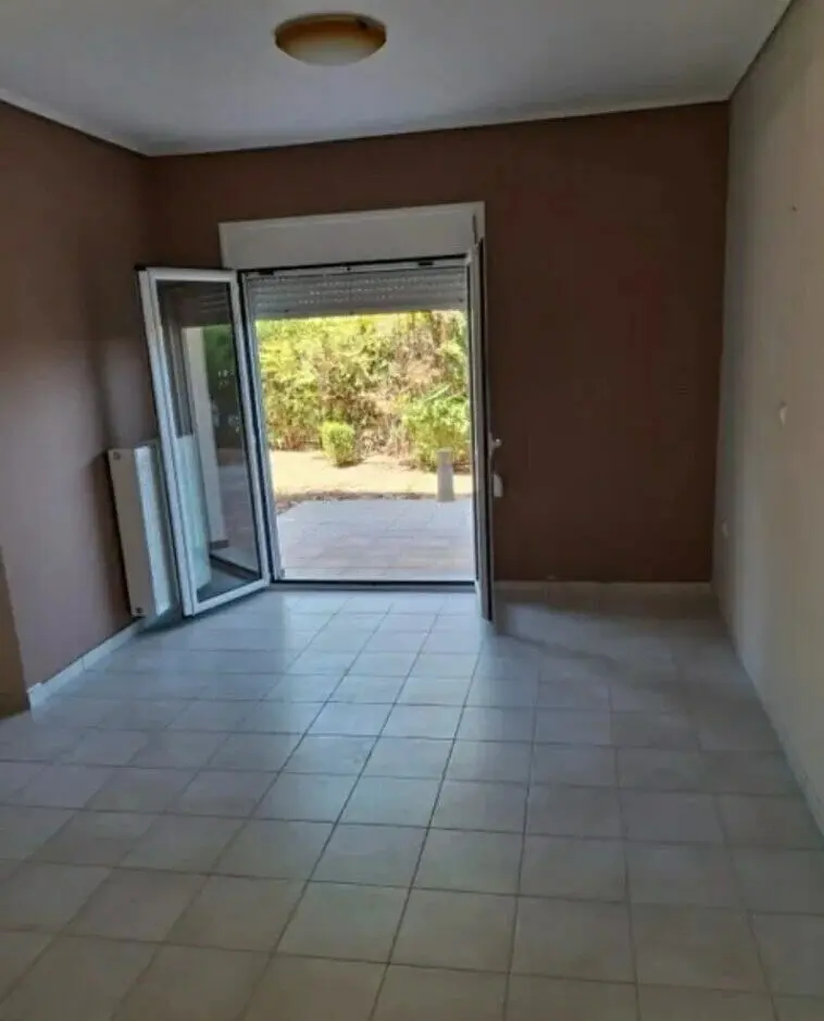 Maisonette Of 169 M² In Peloponnese
