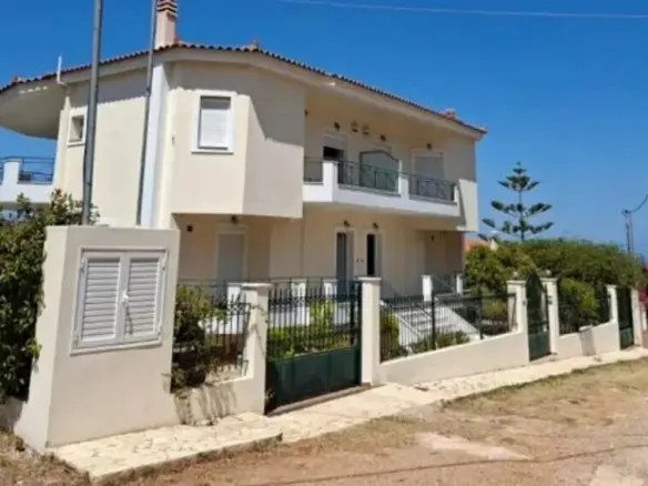 Maisonette Of 169 M² In Peloponnese