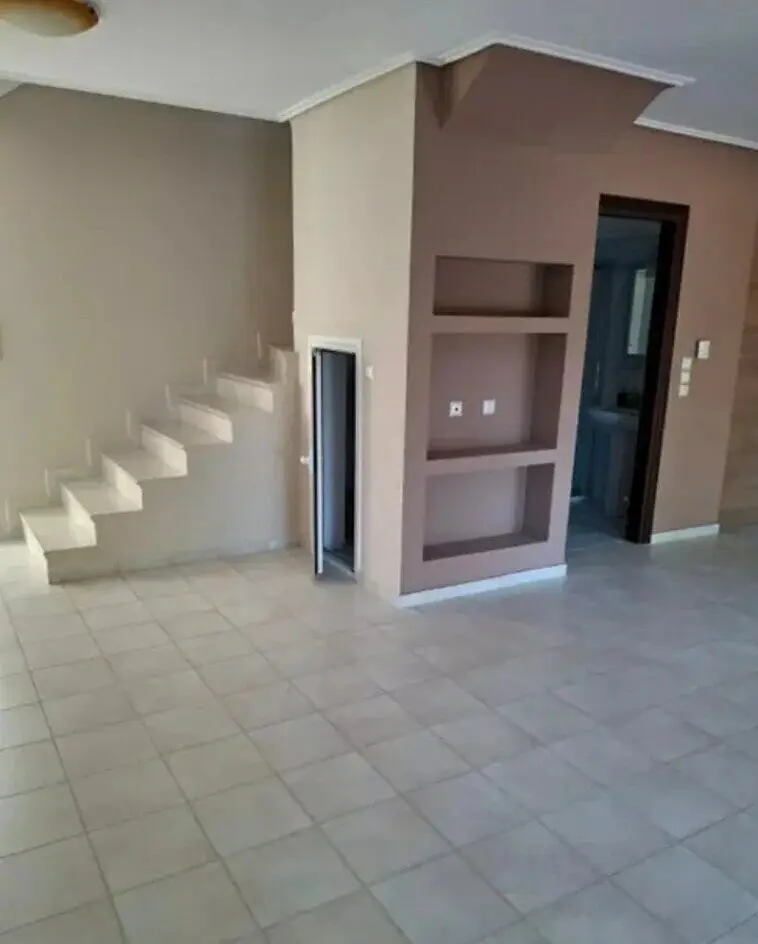 Maisonette Of 169 M² In Peloponnese