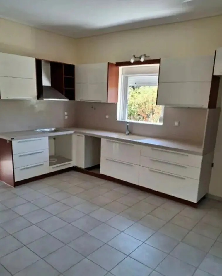 Maisonette Of 169 M² In Peloponnese