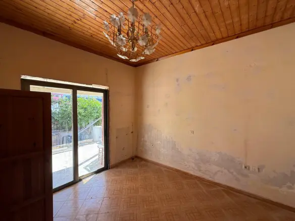 Complex Of 235 M² In Corfu