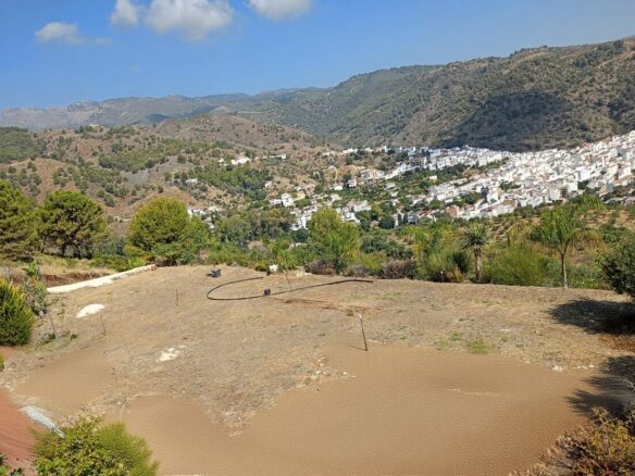 Rustic Land For A Rural Tourist Complex In Sierra De Las Nieves In Tolox (malaga)
