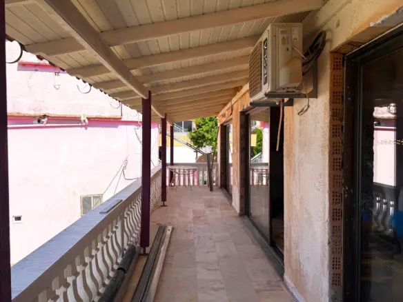 Complex Of 235 M² In Corfu